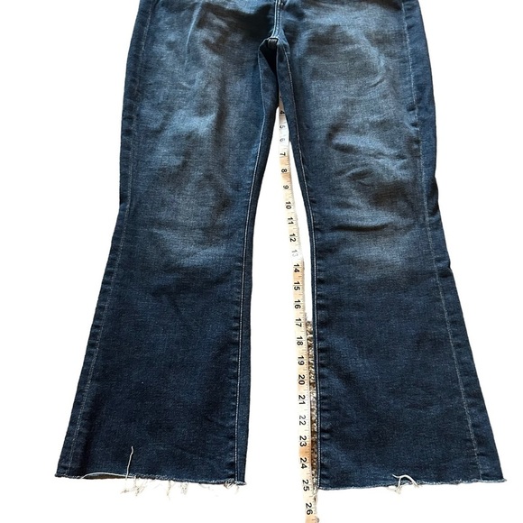 7 For All Mankind Jeans Womens 31 Highwaist Slim Kick Ankle Distressed Raw Hem - Picture 9 of 15